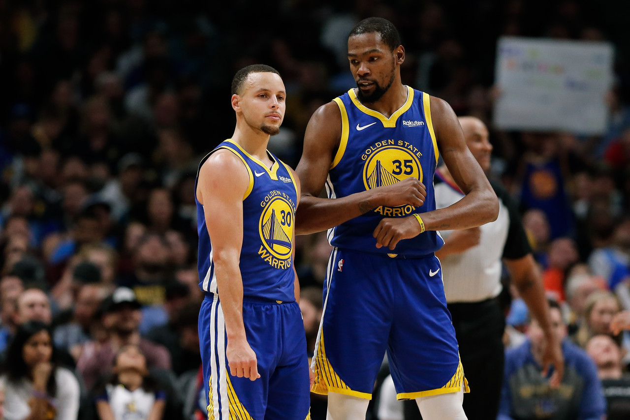 你會永遠(yuǎn)活在庫里陰影下！KD：在我幻想的NBA世界里我就是GOAT