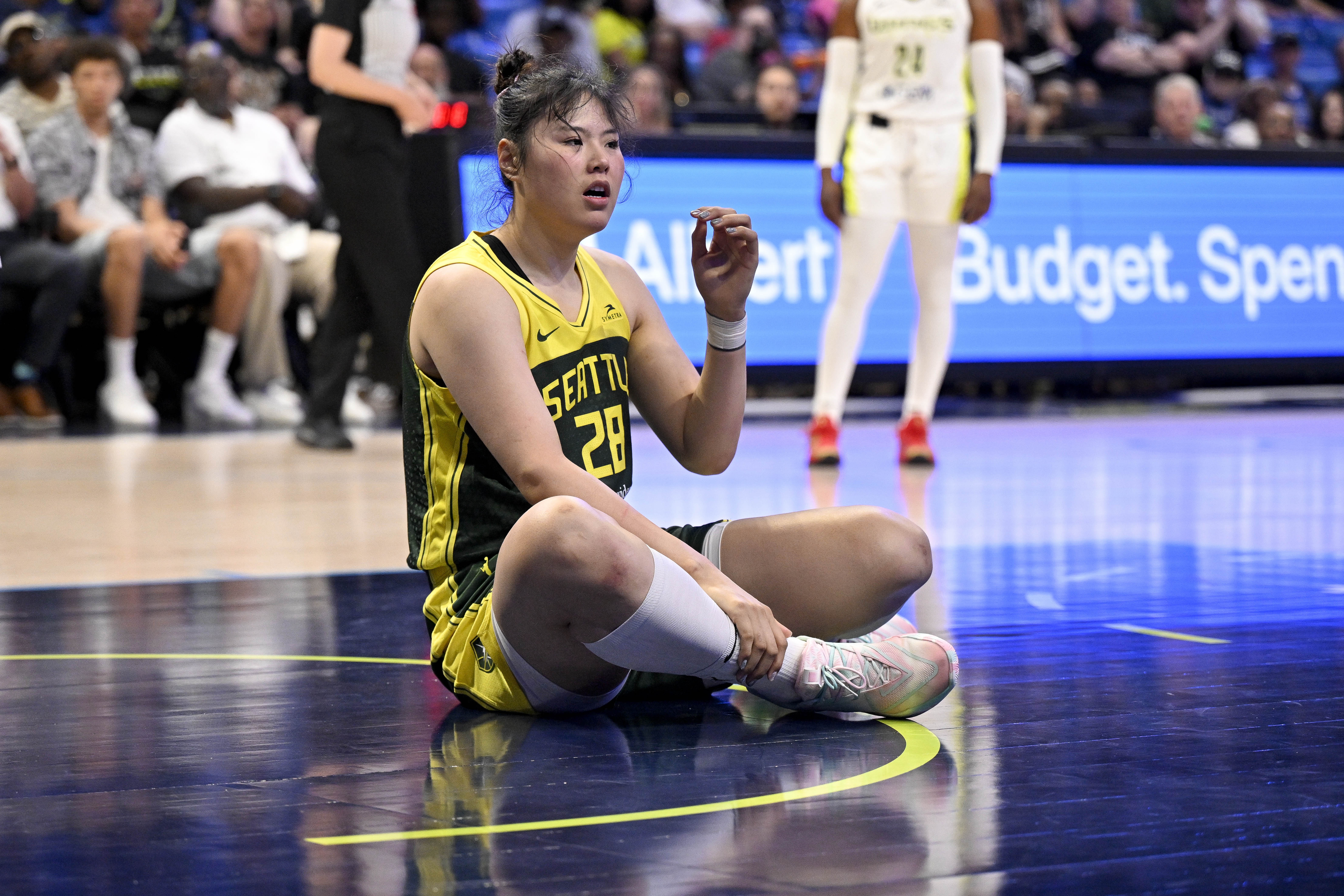 ESPN：李月汝為尋求更多上場(chǎng)時(shí)間申請(qǐng)交易 中國籃協(xié)全力支持