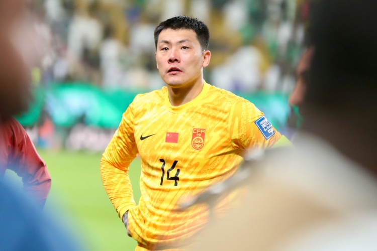 韓媒：中國隊(duì)從沒憑硬實(shí)力進(jìn)過世界杯，無意義勝利后卻迷之自信