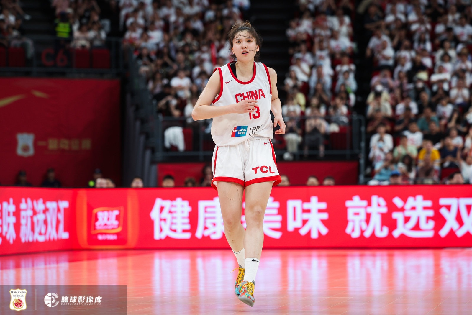 又美又能打！翟若云替補15分鐘 5中3&三分3中2貢獻11分2斷1帽！