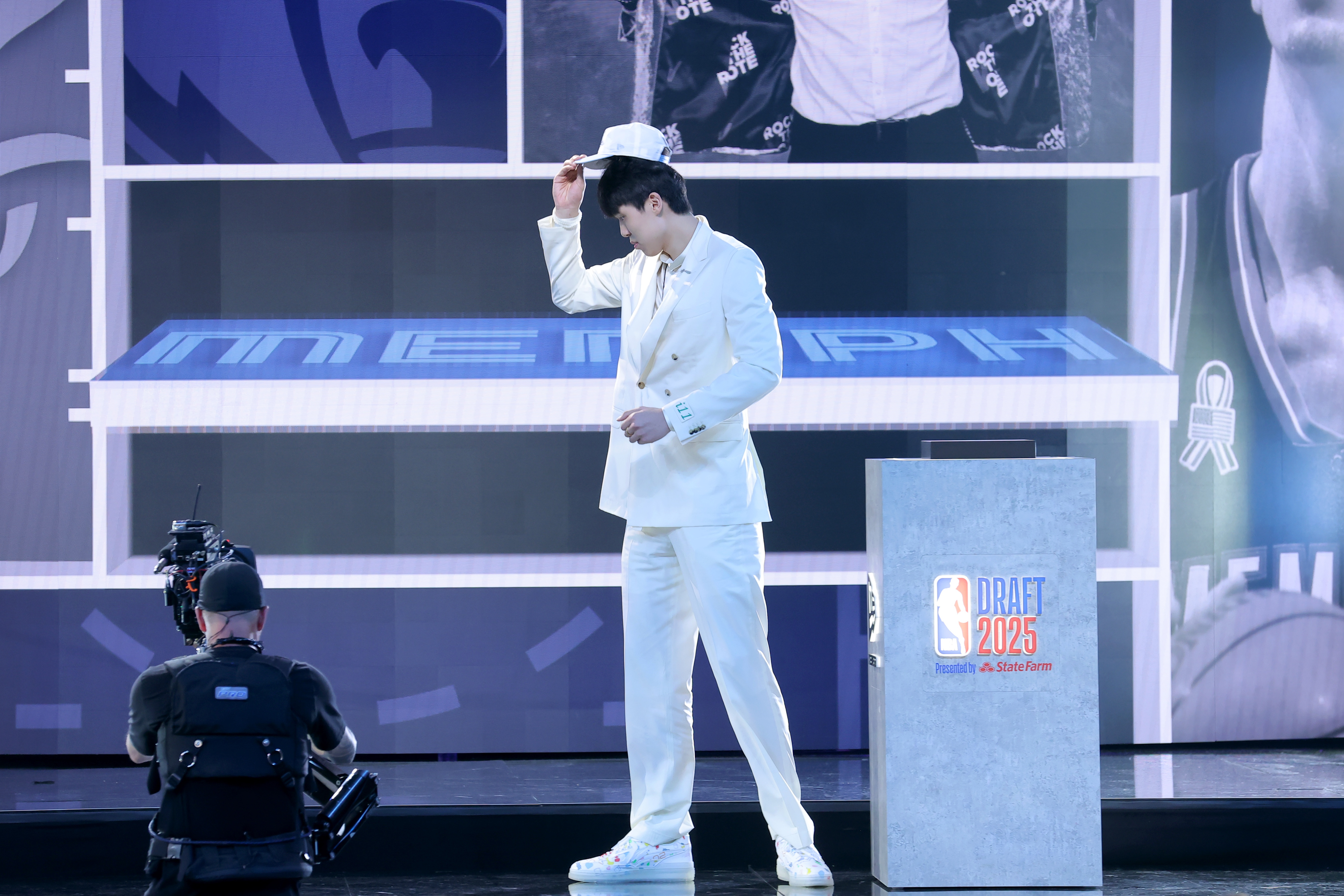 楊瀚森成登陸NBA山東第一人 當年宋濤被選中后重傷無緣NBA