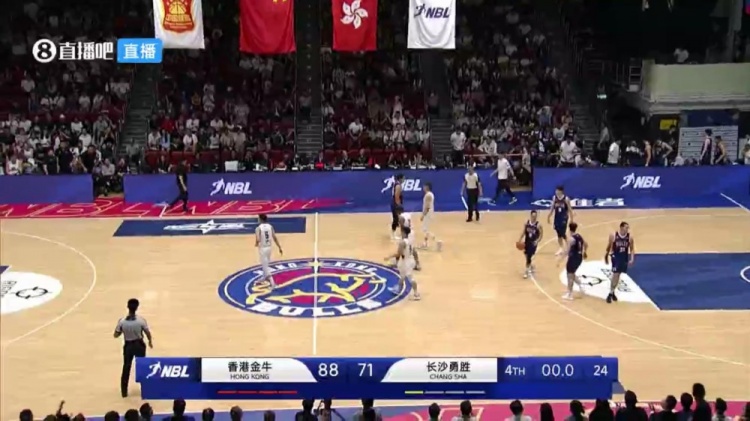 ??NBL揭幕戰(zhàn)：大衛(wèi)-詹姆斯21+8 香港金牛擊敗長(zhǎng)沙勇勝取開門紅