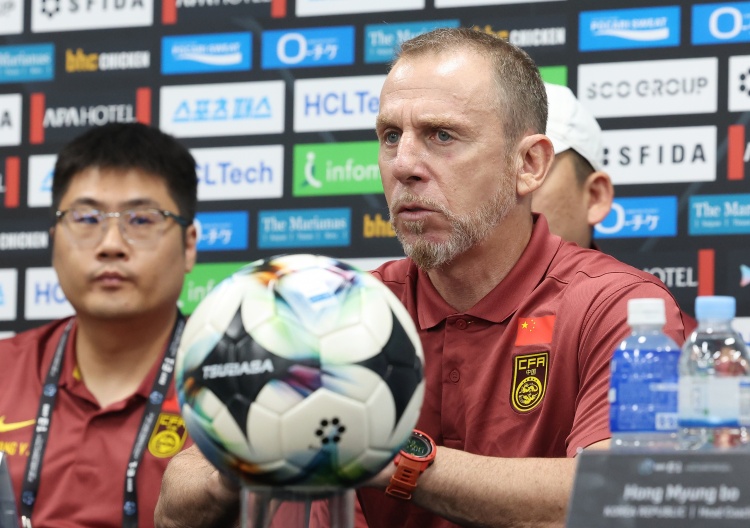 以守為主！北青：國足東亞杯對陣日本醞釀變陣5后衛(wèi)