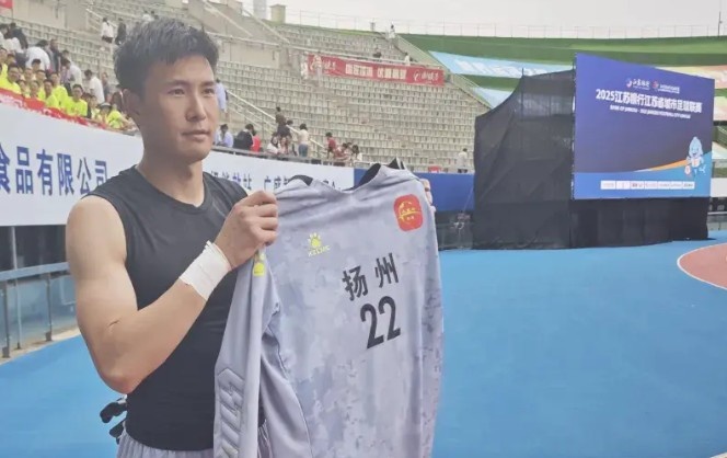 蘇州東吳門將李新宇19日中甲比賽結束后，20日將馳援蘇超揚州隊
