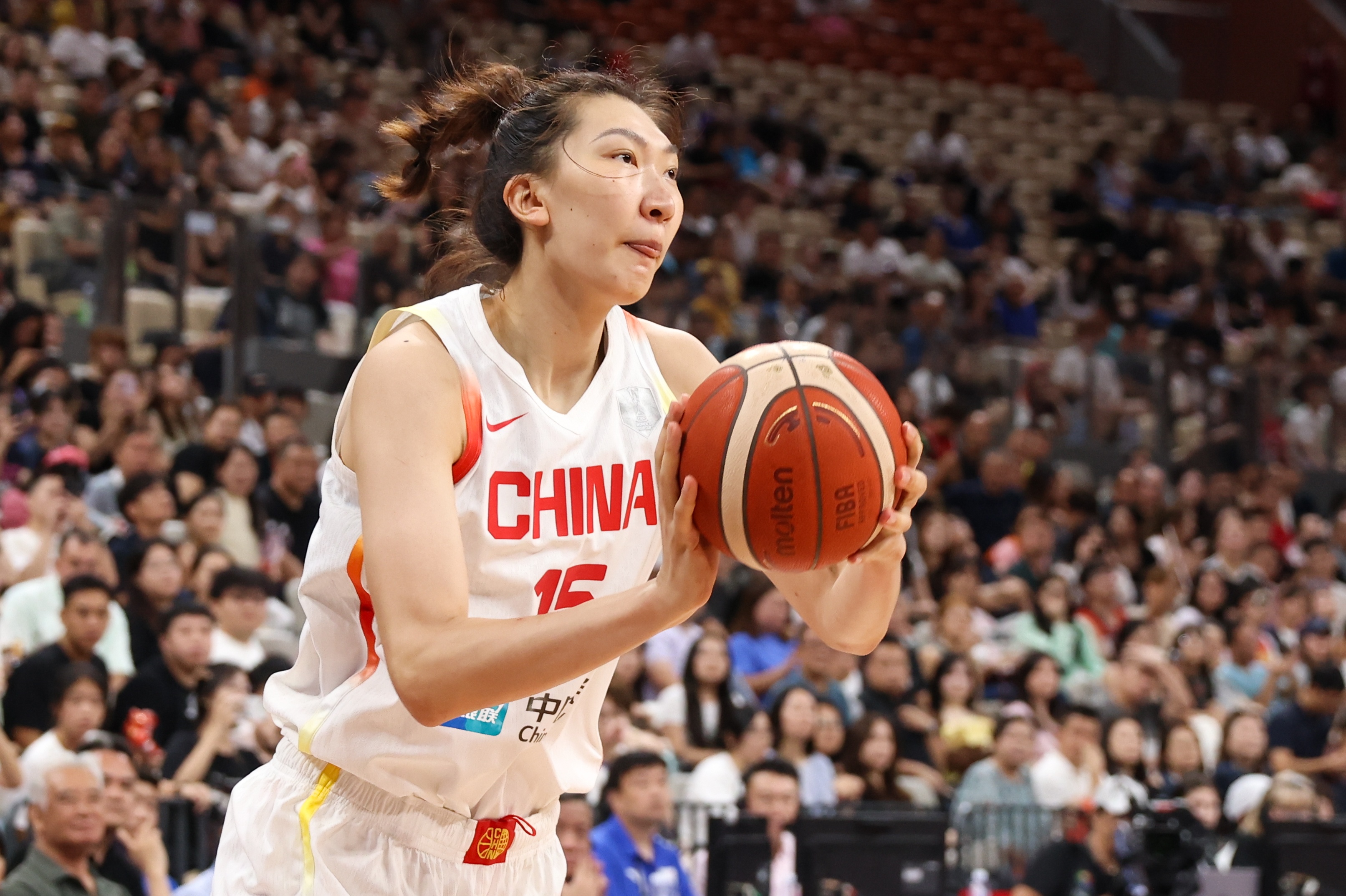 效率不行！韓旭半場(chǎng)8投僅3中拿到6分4板3助 正負(fù)值-11全隊(duì)最低