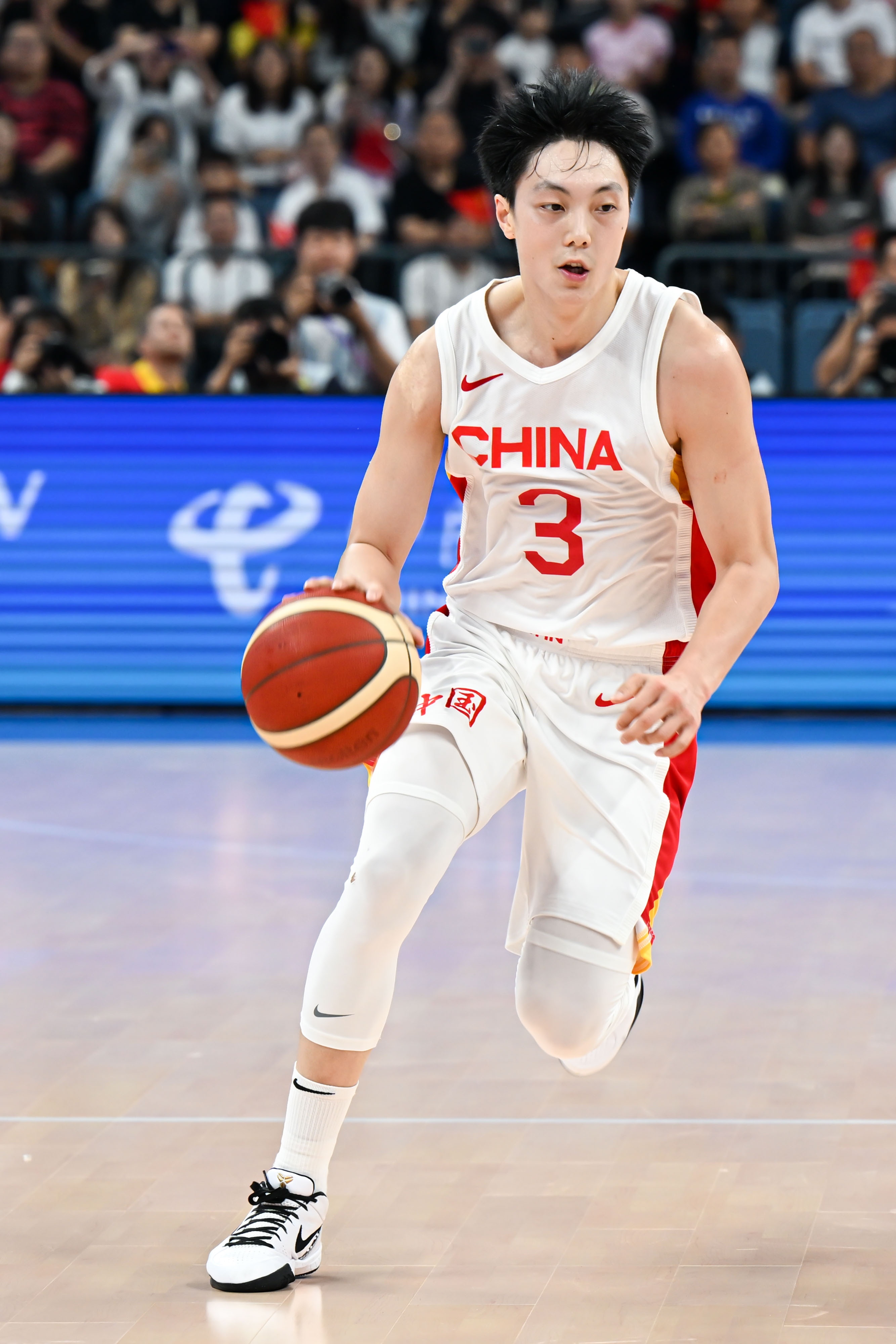 媒體人：胡明軒的全能性讓他成為郭士強(qiáng)信任的球員 他的位置穩(wěn)固