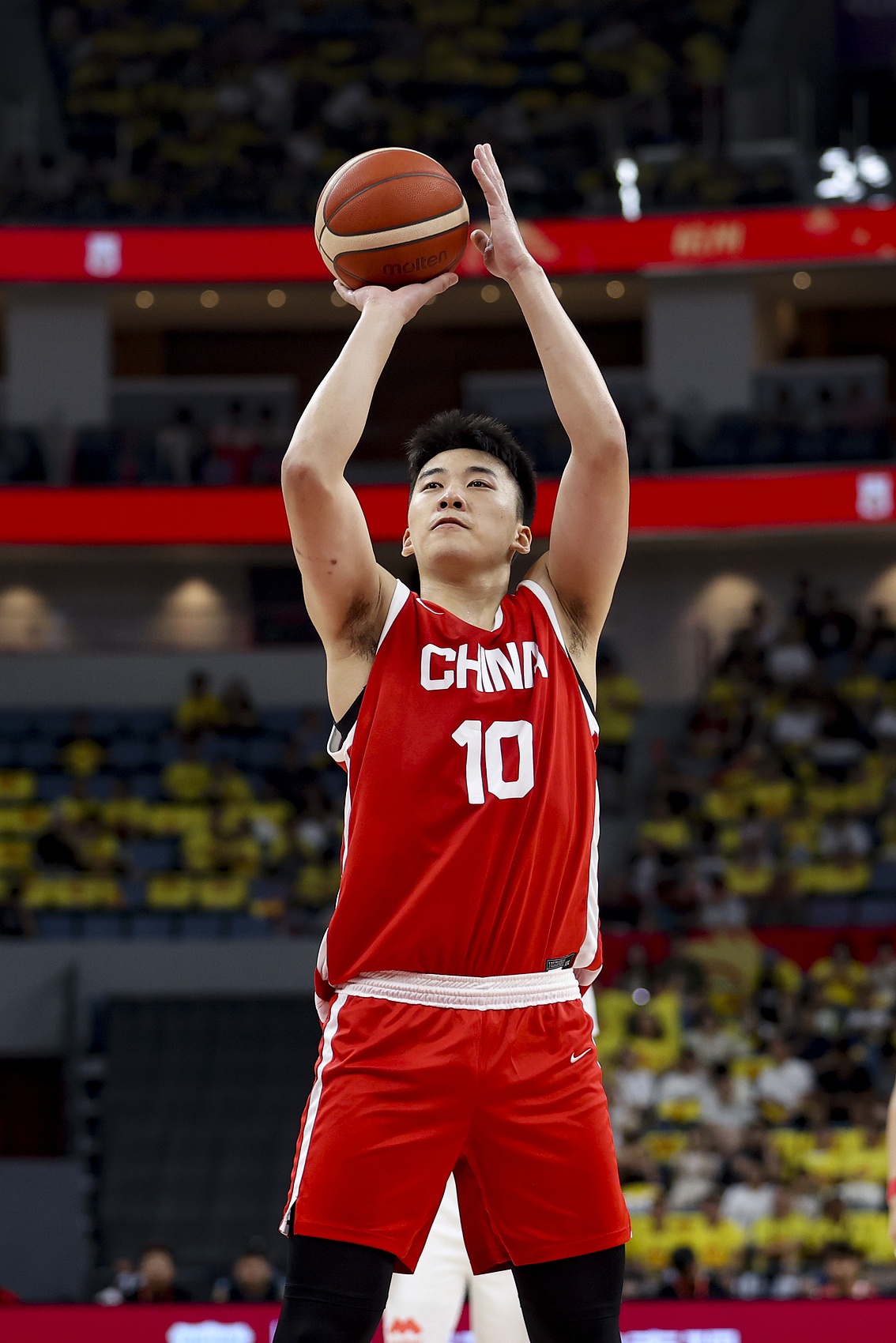 體壇周報：不怯場！20歲王俊杰砍21分 男籃未來4號位答案？