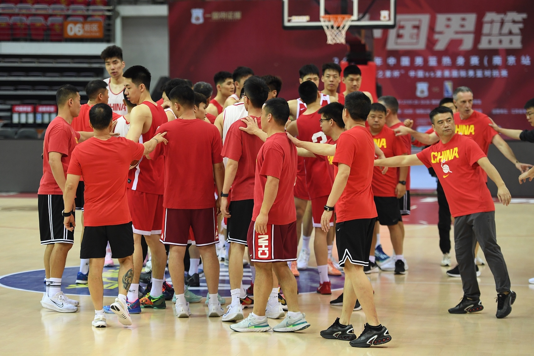 郭士強(qiáng)：球隊的專注力和執(zhí)行力都很好 這批隊員值得所有人尊重