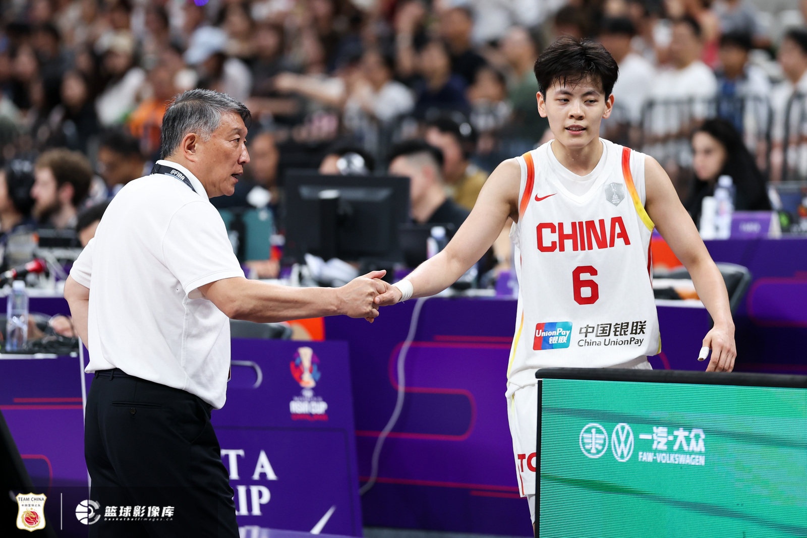 媒體人：中國女籃沒穩(wěn)健核心后衛(wèi) 教練組盼楊舒予轉型成持球大核