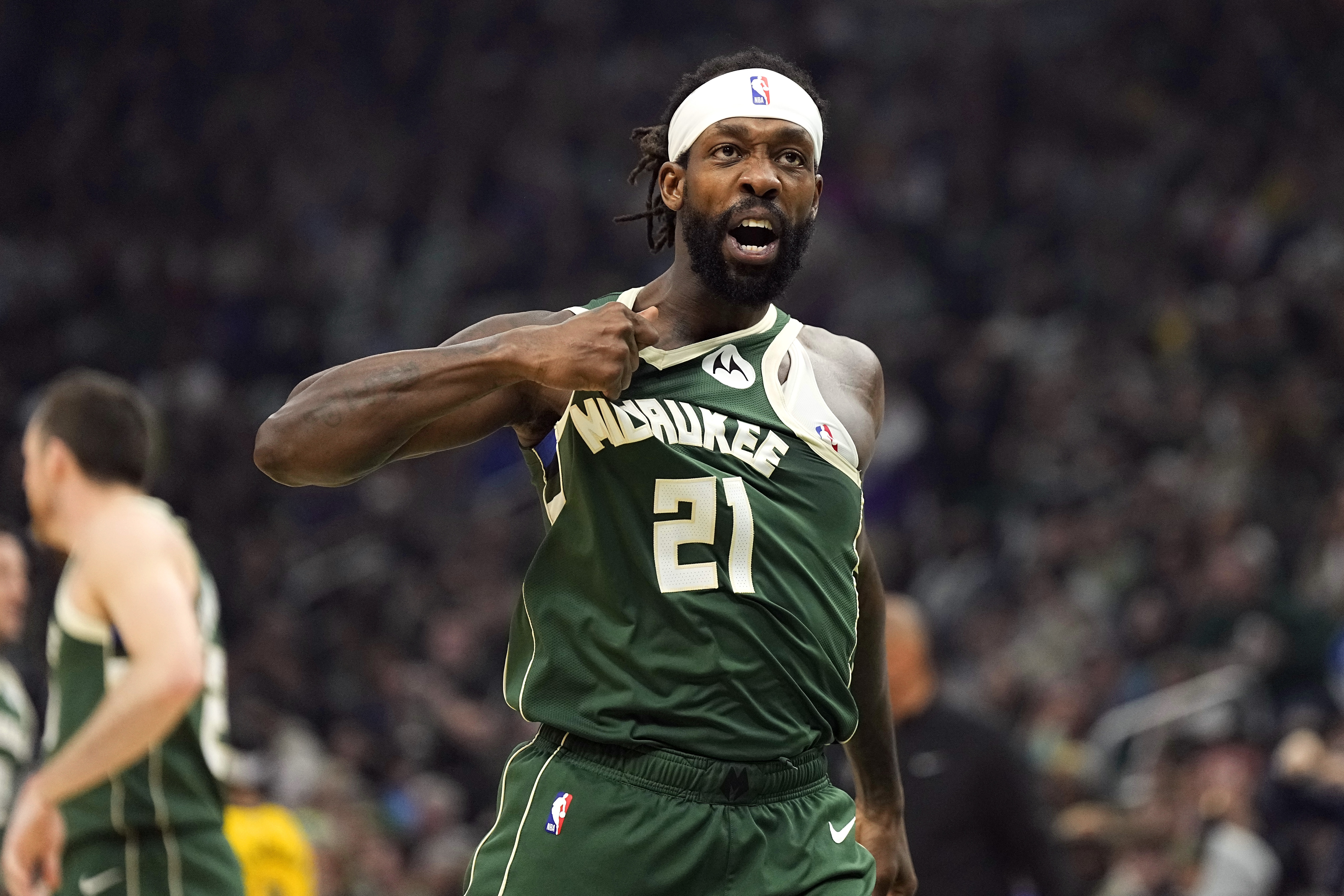 貝弗利：我35歲的時(shí)候仍然是NBA首發(fā) 特雷-楊能做到嗎？